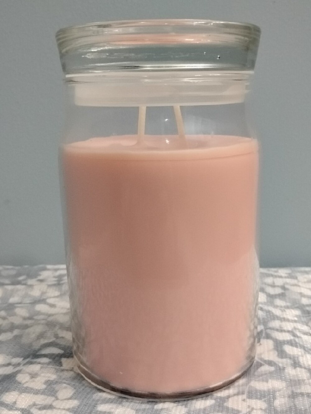 New 🩷 Yankee Candle Pink Sands Soft Pink Jar Candle 🕯️ 20 Oz - Picture 4 of 5